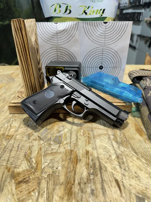 Іграшковий металевий пістолет Beretta M92FS mini ZM21 Cyma кульки 6мм - Зображення 3
