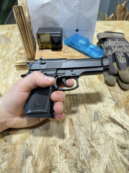 Іграшковий металевий пістолет Beretta M92FS mini ZM21 Cyma кульки 6мм - Зображення 5