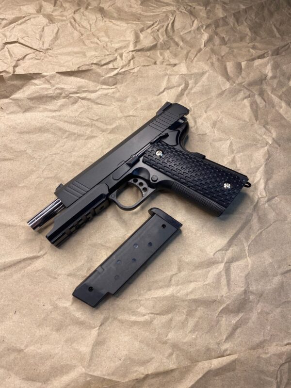 Знімний магазин пістолета Colt Force Rail PRO