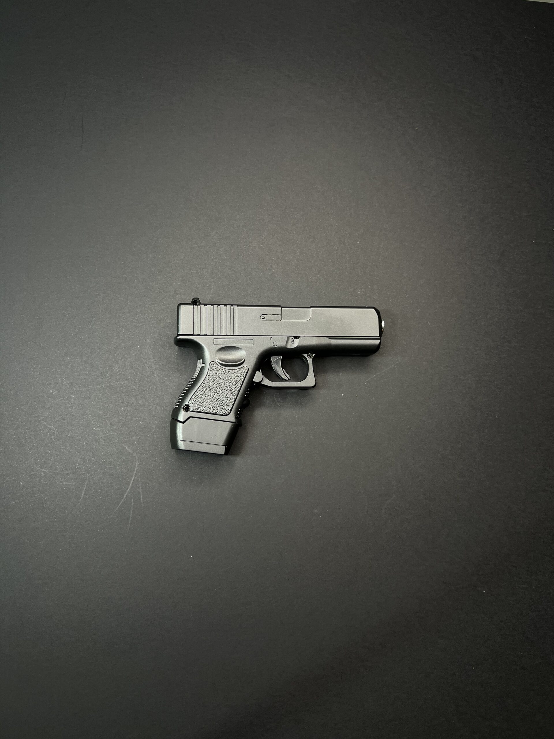 Пістолет Glock 43 G16 металевий вигляд збоку