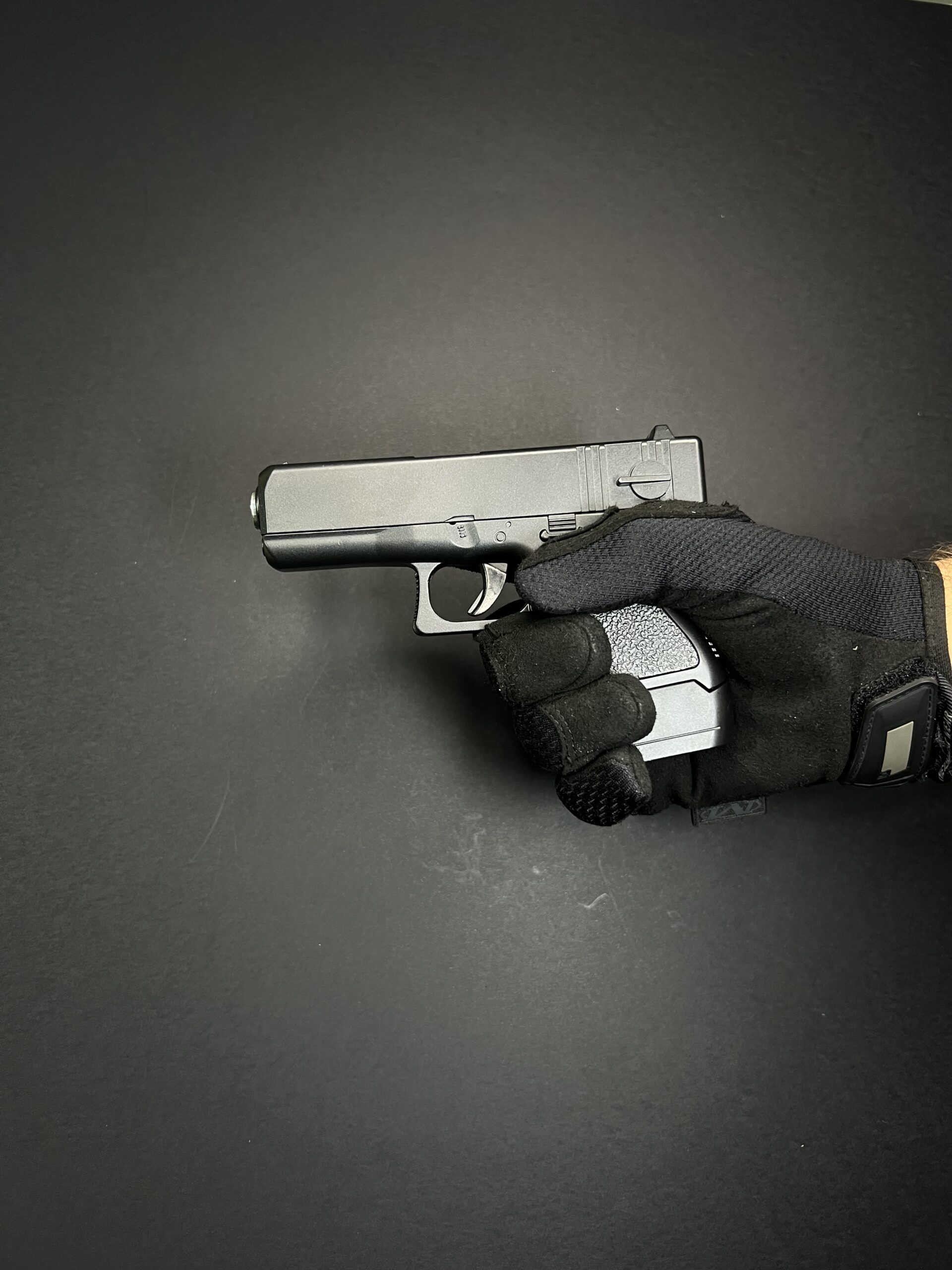 Металева іграшкова модель Glock 43 G16