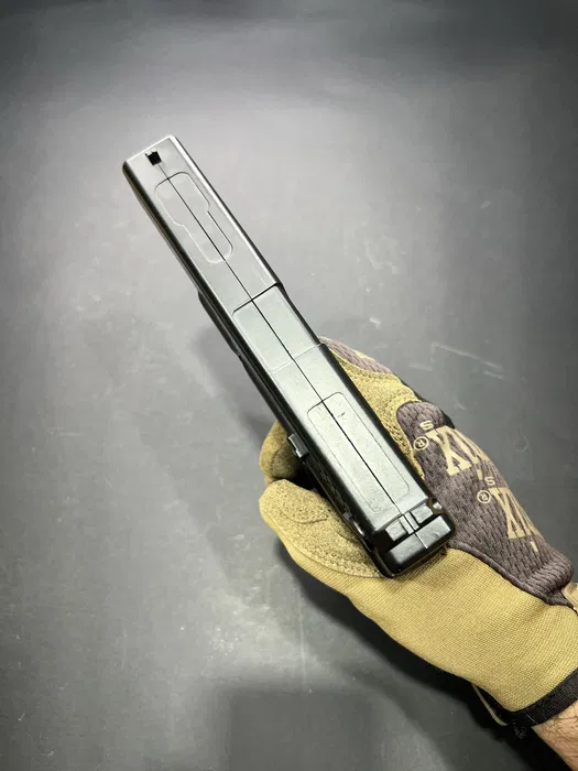 Іграшковий пістолет Glock 17 G18 з маркуванням +500 куль — black, 6 мм, пружинний - Зображення 3