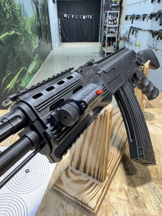 Іграшковий пластиковий автомат AK47 0808CC пружинний з лазером 87 см - Зображення 4