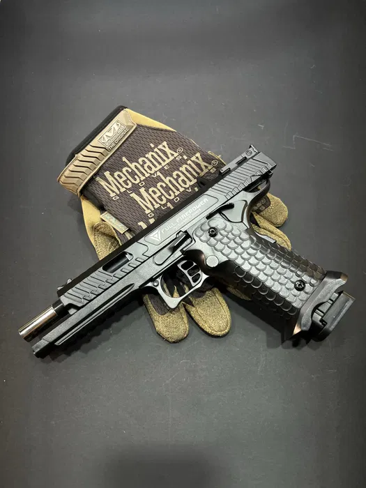 Іграшковий металевий пістолет JW3 TTI Combat Master — модель C-312