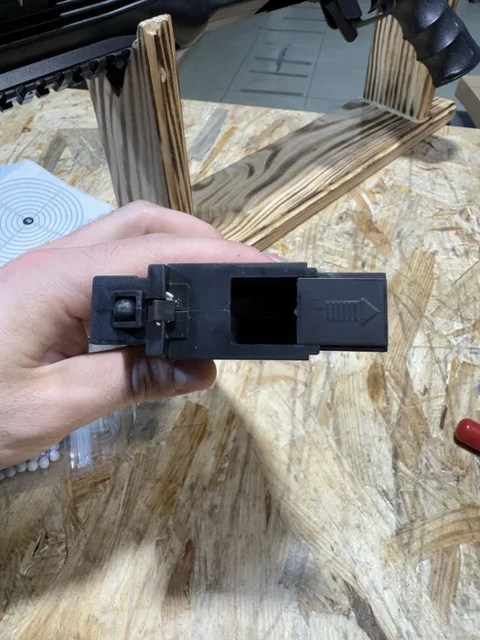 Іграшковий пластиковий автомат AK47 0808CC пружинний з лазером 87 см - Зображення 3